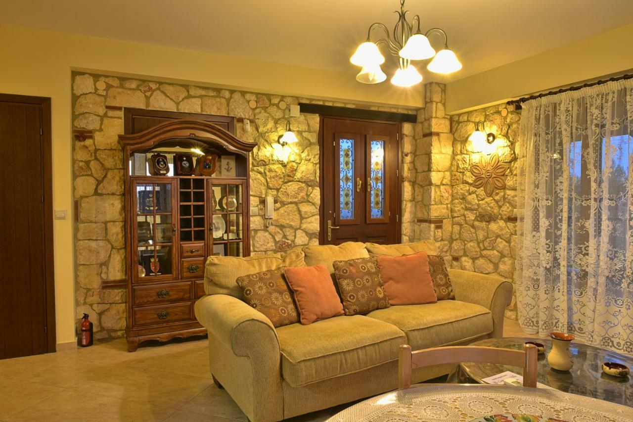 Captain's Appartments Psakoudia