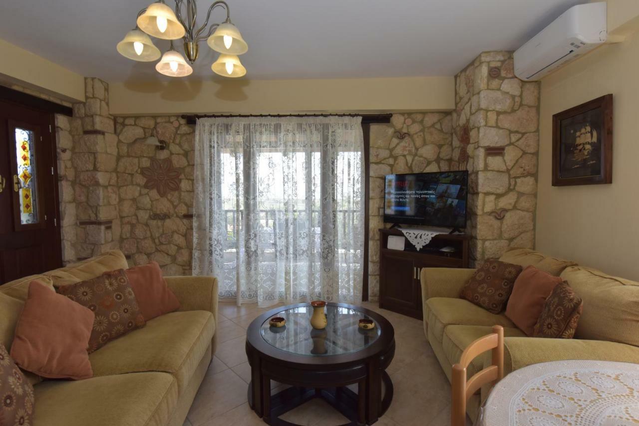 Captain's Appartments Psakoudia